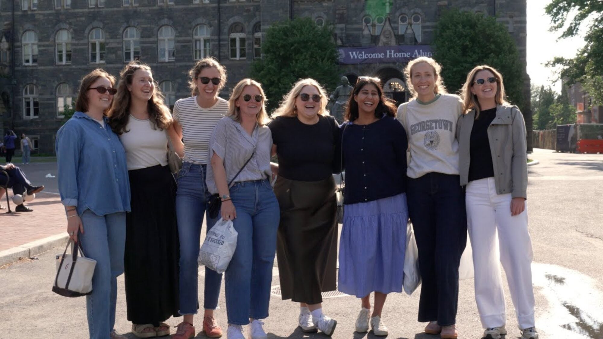 alumni at reunion posing